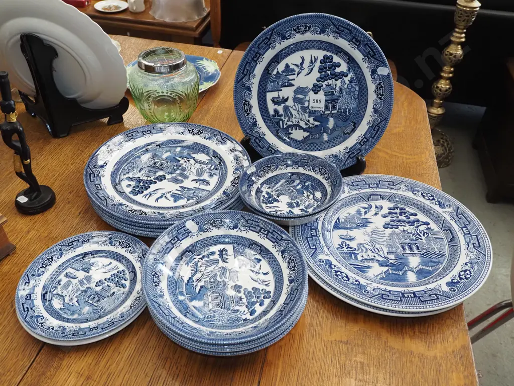 assorted Churchill willow plates, bowls Image 1++