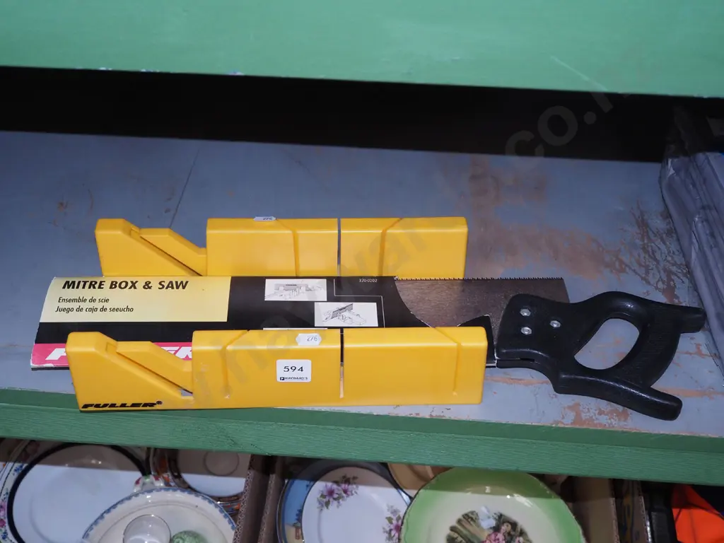 mitre saw Image 1++