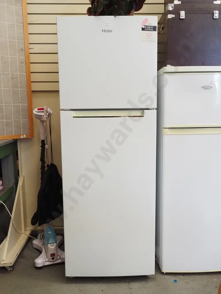 Haier fridge freezer - top needs a clean H1700 W600 D670 Image 1++
