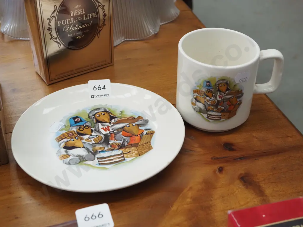 Wombles plate and coffee cup Image 1++