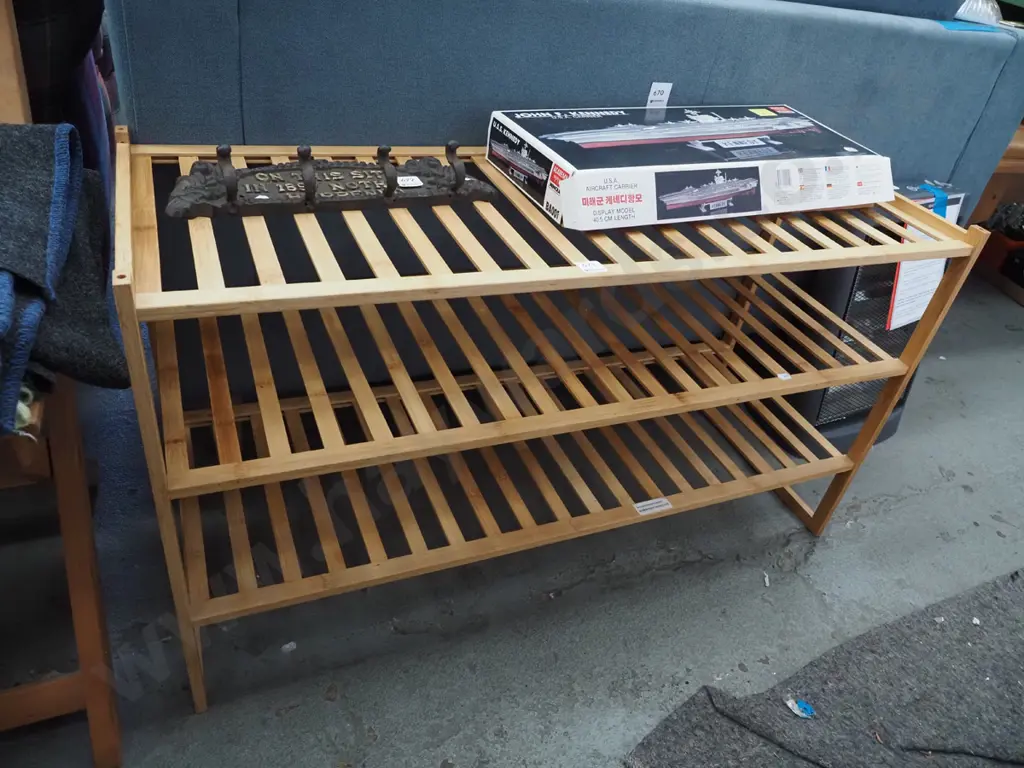 light weight bamboo shelving H520 W910 D330 Image 1++