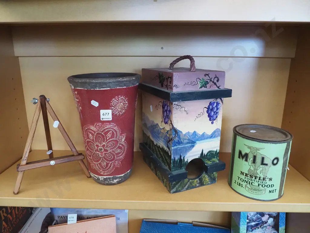 easel, vase, bird house, Milo tin Image 1++