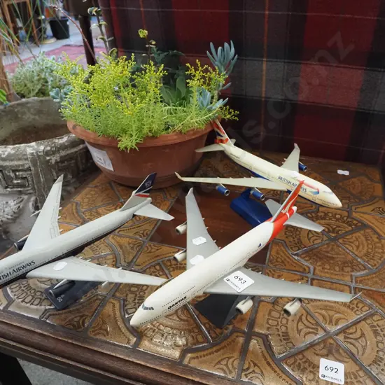 3x model planes