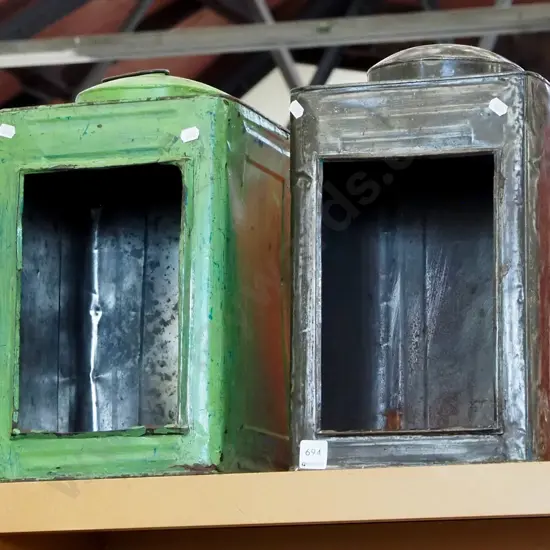 2x metal candle lanterns H400