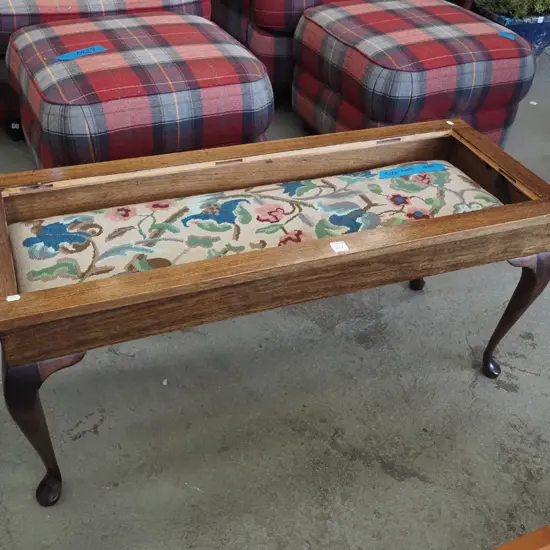 tapestry top piano stool - top needs attention