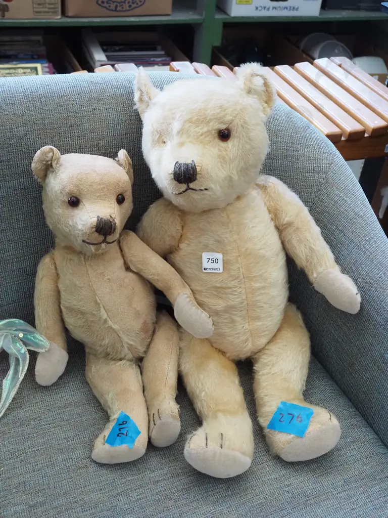 2x vitage teddy bears Image 1++