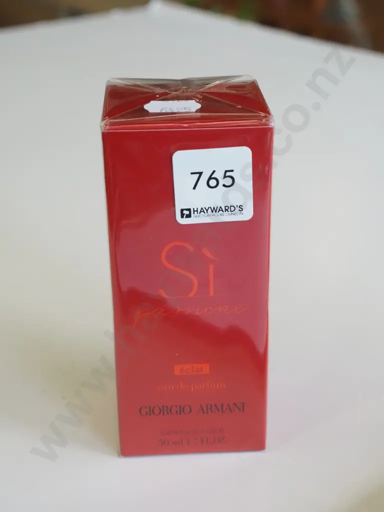 boxed Giorgio Armani Si Passione eau de parfum 50ml Image 1++