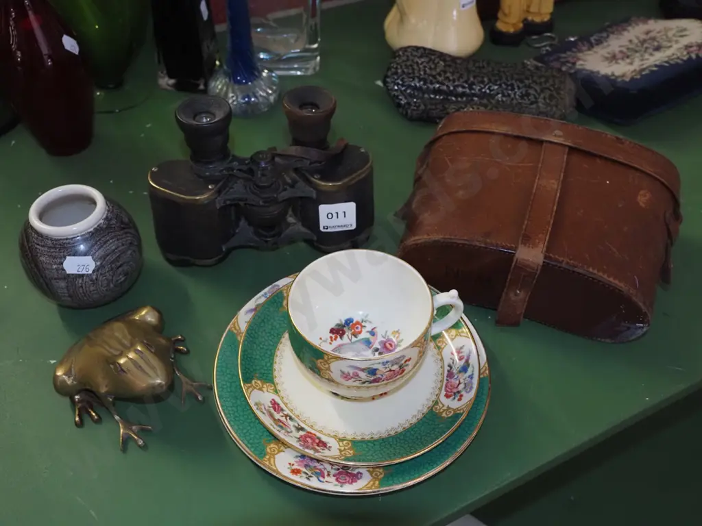 brass frog, trios, small Hamner bowl, pair of binoculars (faults) Image 1++