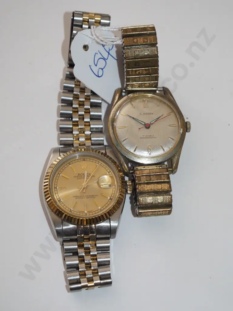 2x wristwatches Image 1++