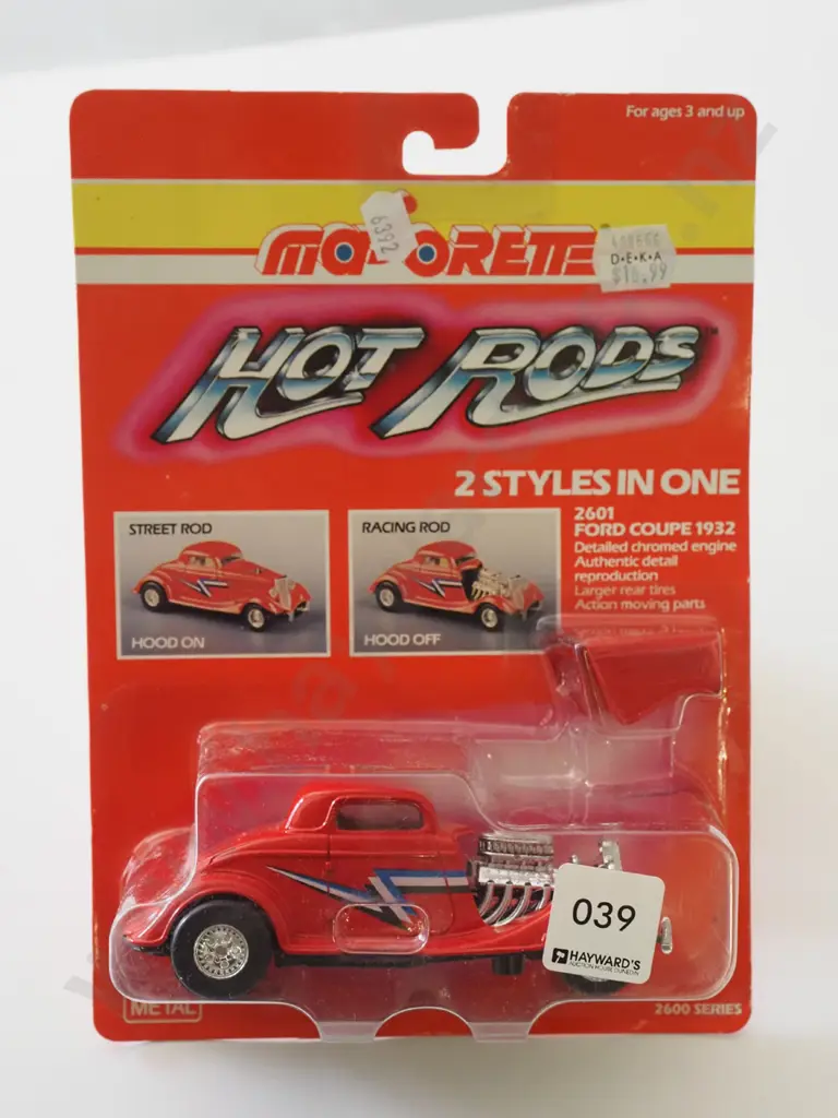 box; diecast 1932 Ford coupe Hot Rod Image 1++