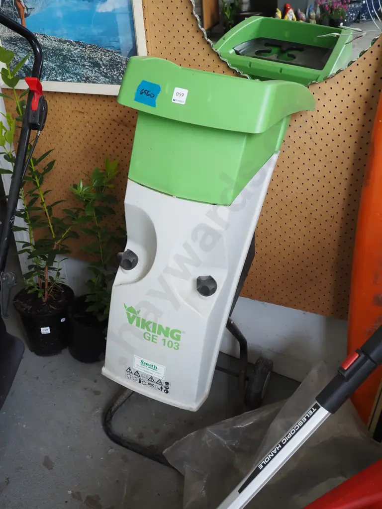 Viking GE103 garden mulcher Image 1++