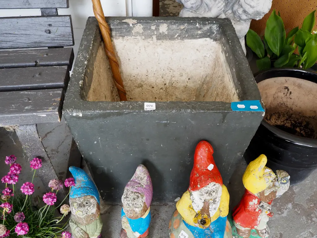 large concrete garden planter H460 Image 1++