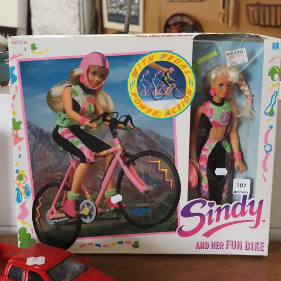 boxed Sindy and Her Fun Bike - damage to box