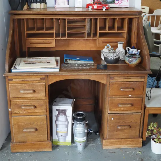 restorer's oak roll top desk with 6 drawers, fitted interior, crack to desk, missing lock