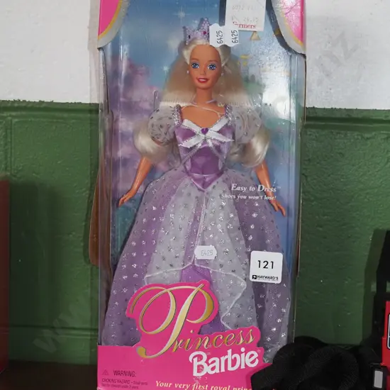 boxed Princess Barbie - damage to box