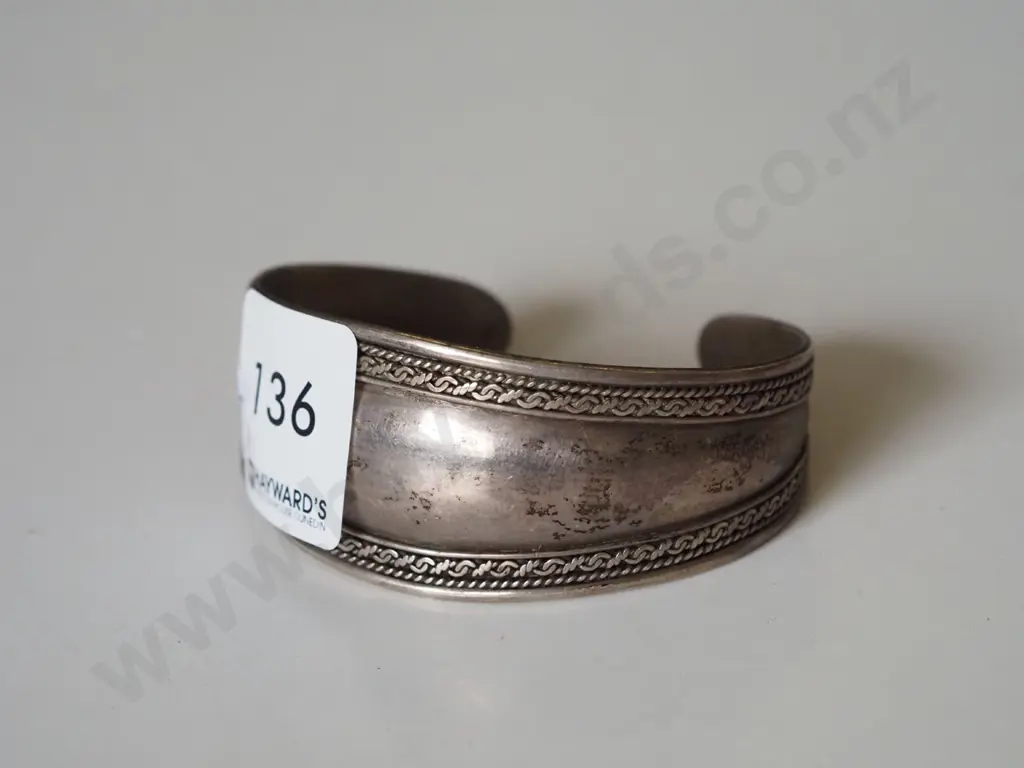 silver bracelet Image 1++
