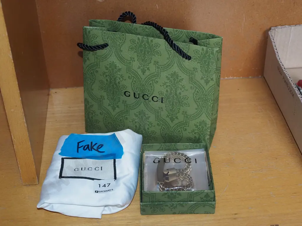 fake designer bracelet and bags Image 1++
