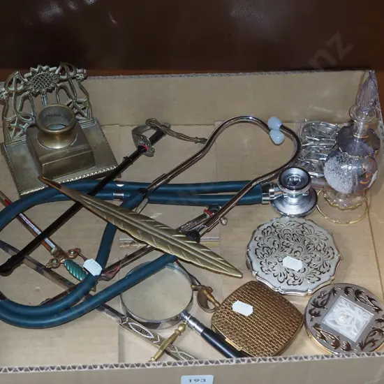 box; stethoscope, magnifying glass etc