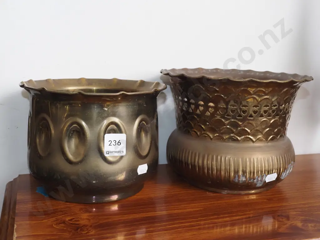 2x brass jardineres Tallest H150 Image 1++