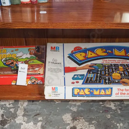2x 1980s arcade themed board games