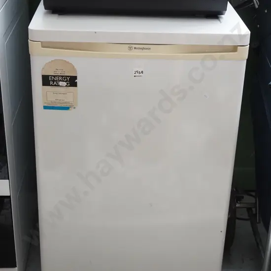 Westinghouse under bench fridge/freezer