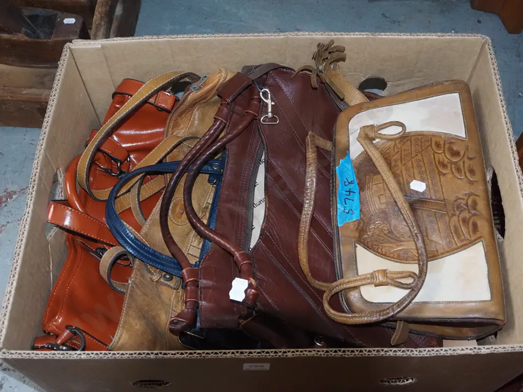 box of hand bags Image 1++