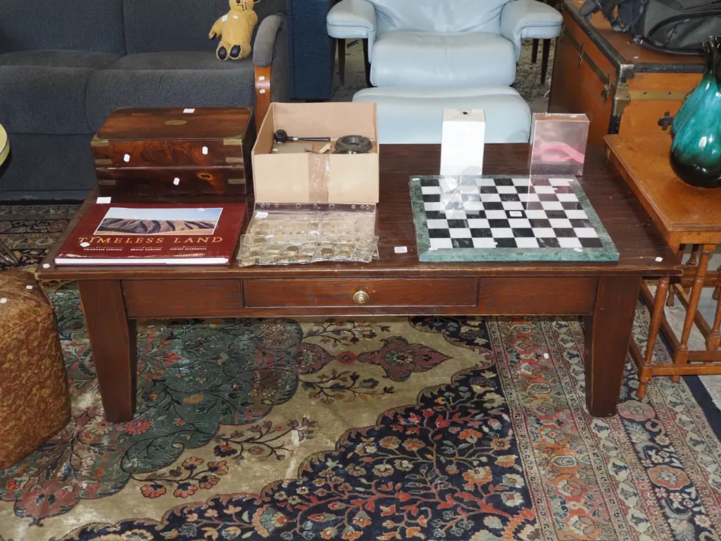 solid oak coffee table with 1 single drawer H430 W1300 D700 Image 1++