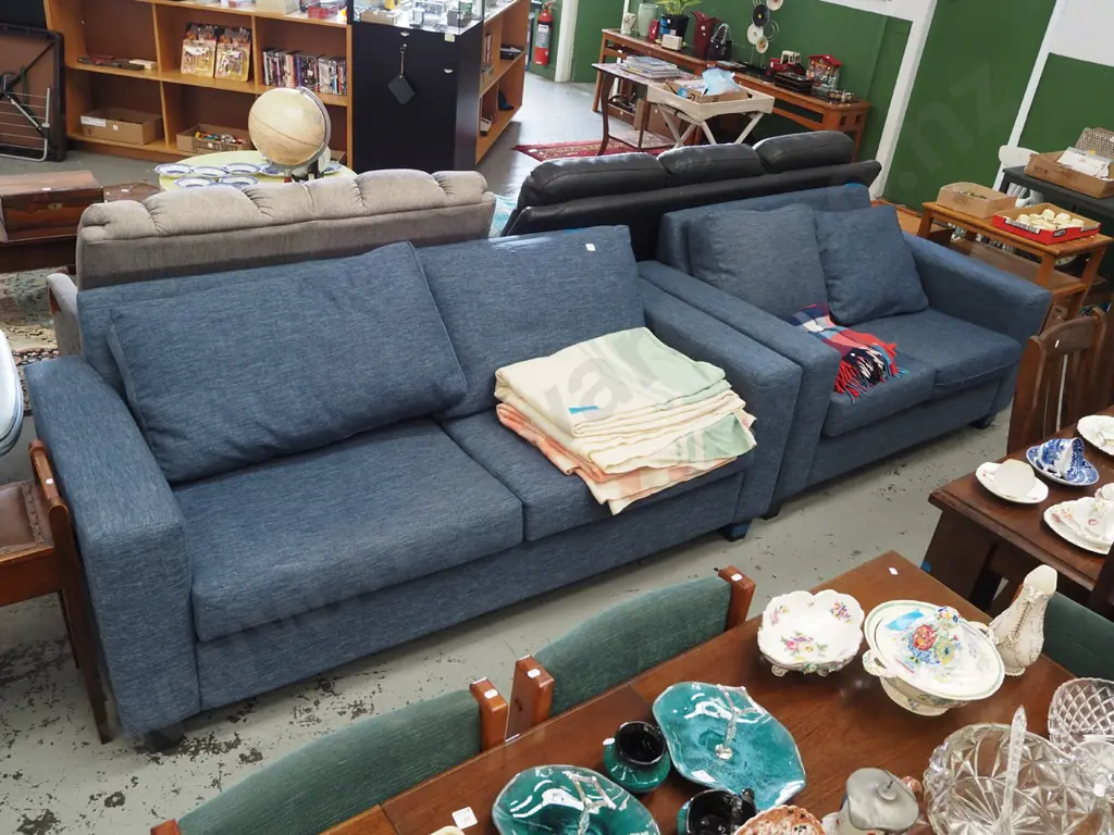 blue upholstered moder 2 piece loung sute - 3 seater and 2 seater Image 1++