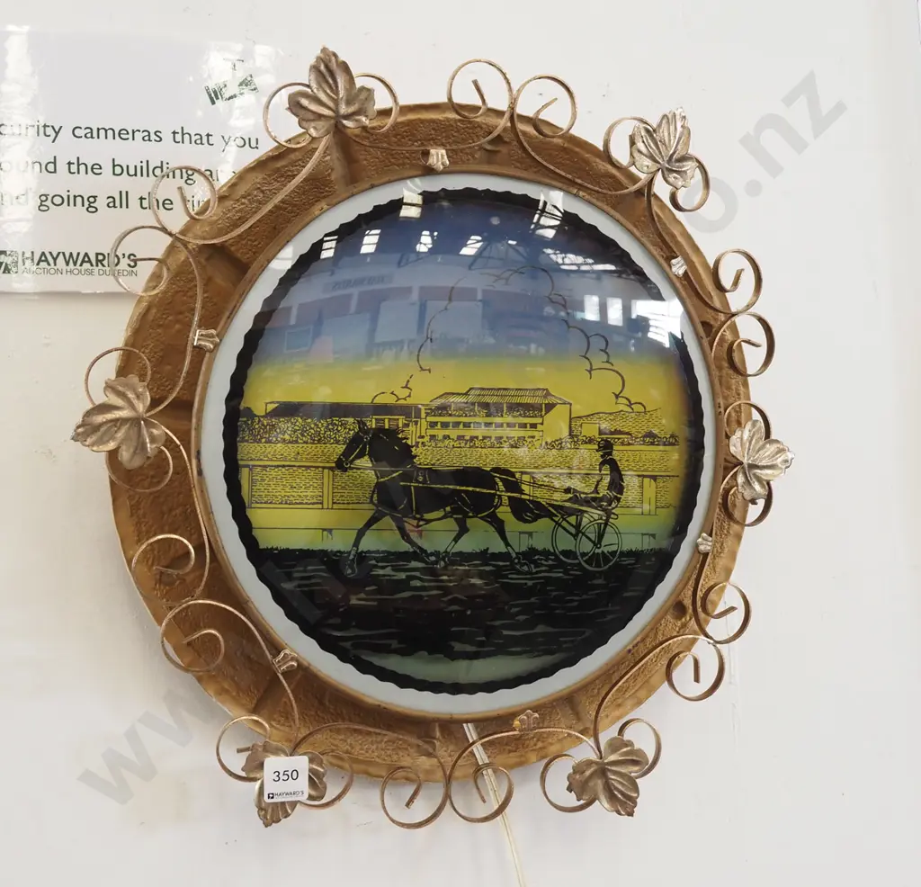 mid century illuminated trotting light - works Image 1++