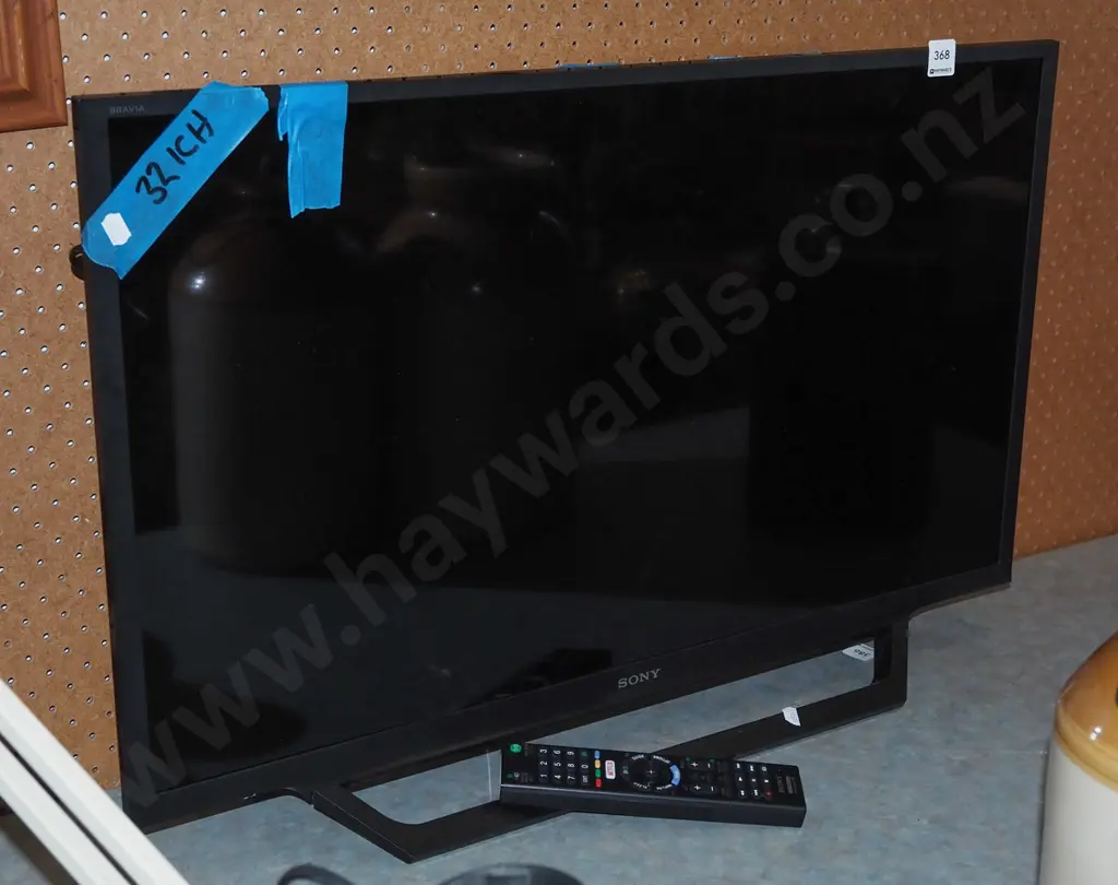 Sony Bravia 32" smart TV Image 1++