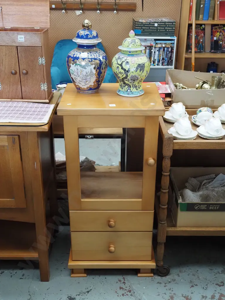 solid rimu stereo cabinet 2 drawers, 1 glazed door H920 W440 D380 Image 1++