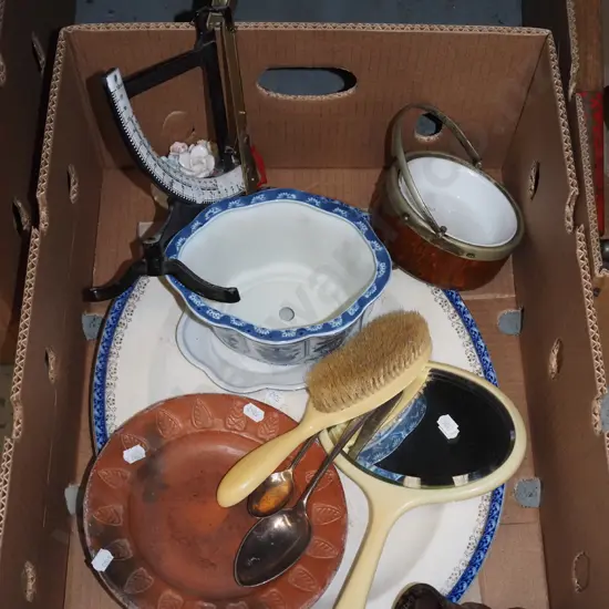 box; dressing table sets, part scales, large ashet etc