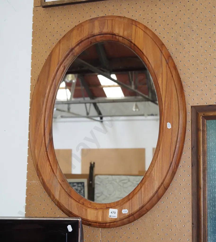 rimu framed oval wall mirror H650 Image 1++
