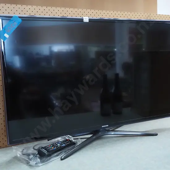 Samsung 40" smart TV