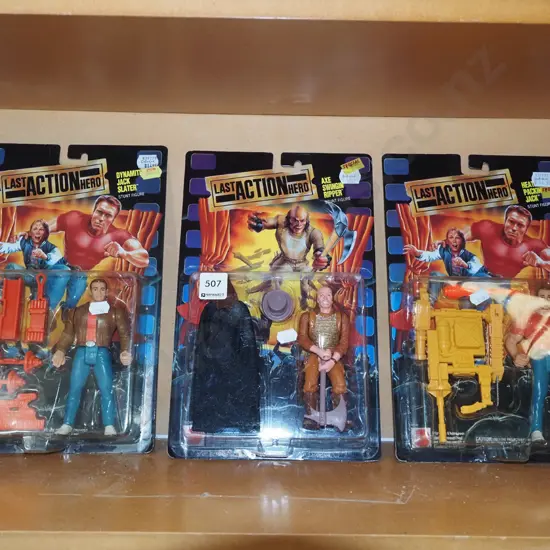 3x last action hero figurines
