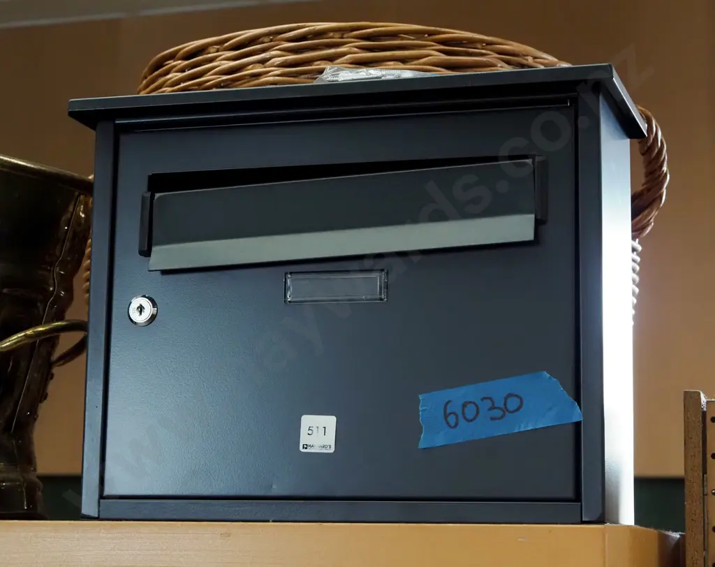 as new letter box - key in office Image 1++
