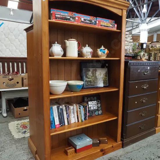 solid pine adjustable bookcase H1800 W1050 D300