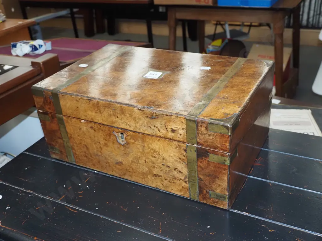 burr walnut restorer's writing box Image 1++