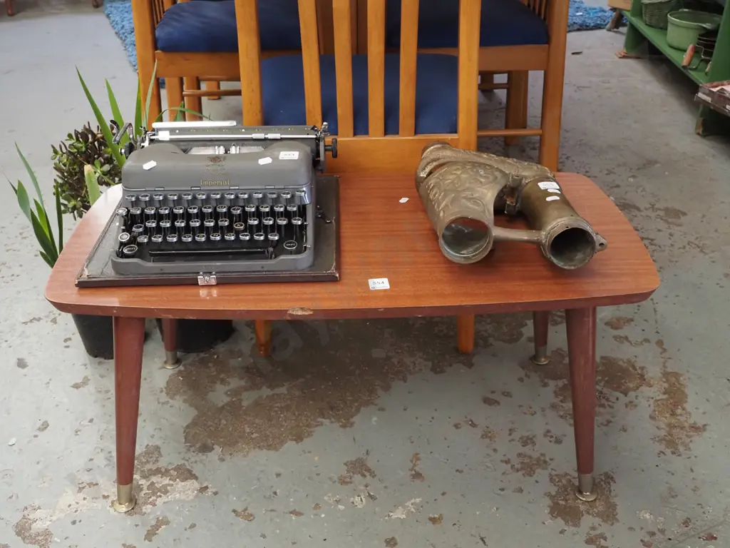 small formica top coffee table Image 1++