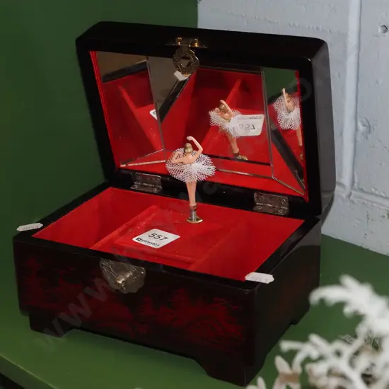 lacquer jewellery box