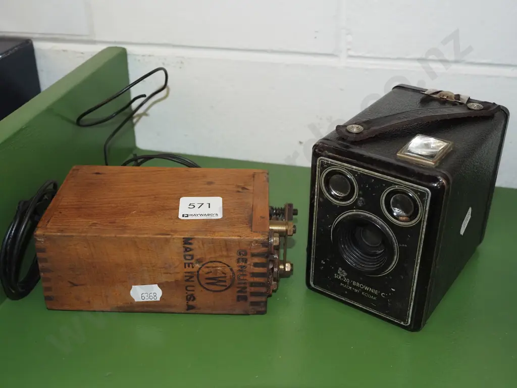 boxed Brownie, vintage morse key Image 1++