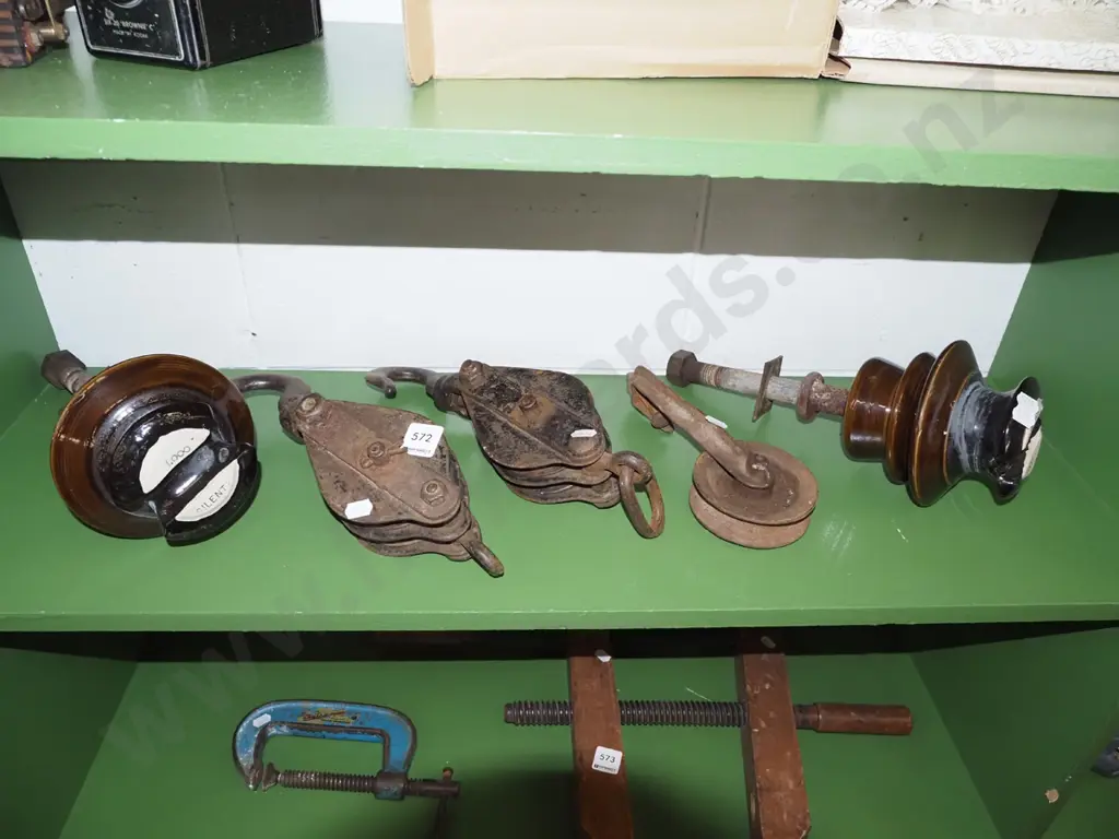 shelf; electrical insulators, pulleys Image 1++