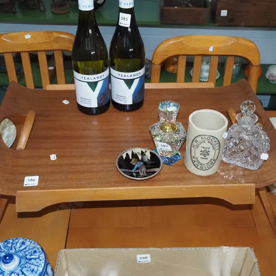 retro plywood breakfast tray - damage to veneer