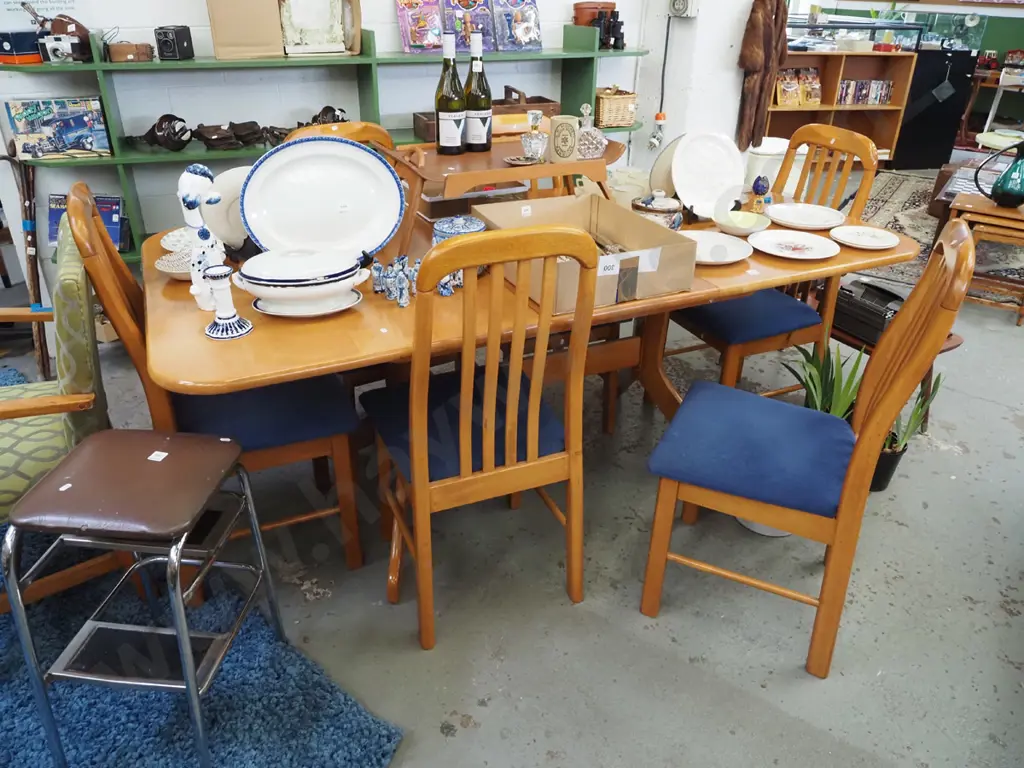 rubberwood dining table with 6 matching chairs with bentwood lumbar support H770 W1940 D960 Image 1++