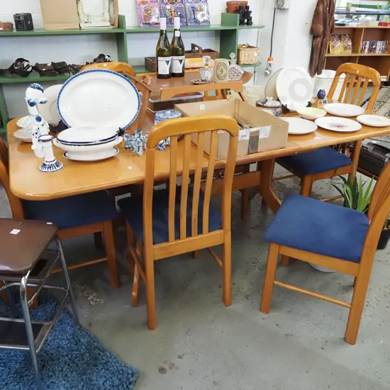 rubberwood dining table with 6 matching chairs with bentwood lumbar support H770 W1940 D960