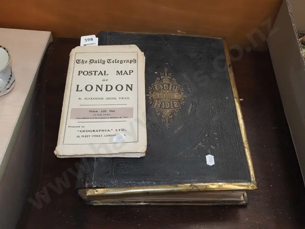 family bible, map of London Image 1++