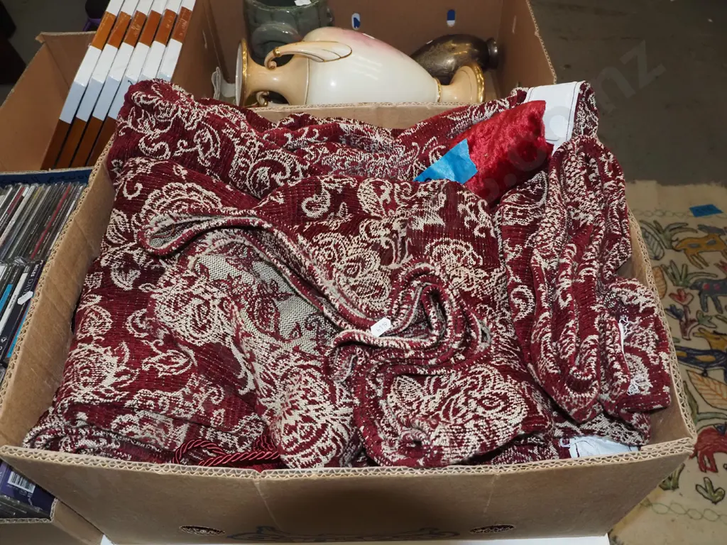 box; heavy patterned fabric curtains Image 1++