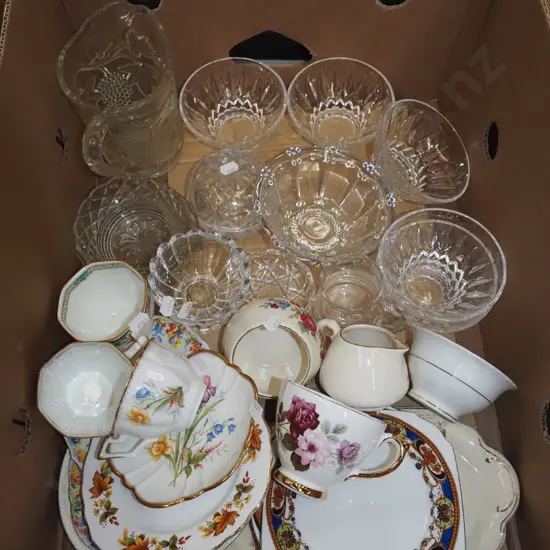 box; glass bowls, jugs, cups etc