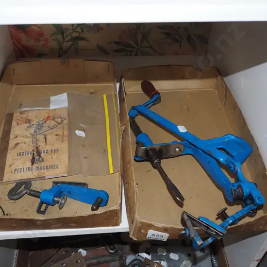 boxed apple peeler machine