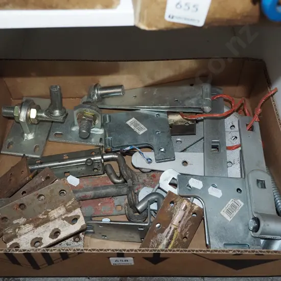 box; gate/door hinges and bolts